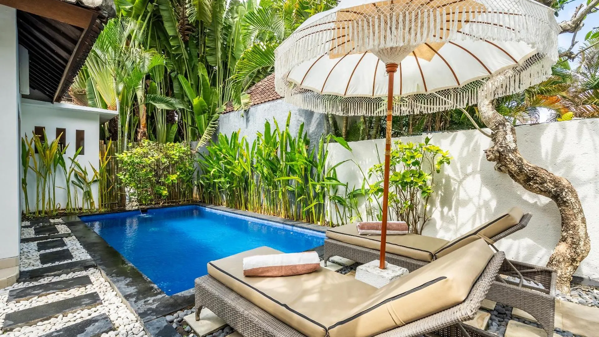 Zen Villas By Ibali Management Kerobokan  Indonesia